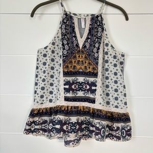 Xhiliration Boho Halter Top Size Medium